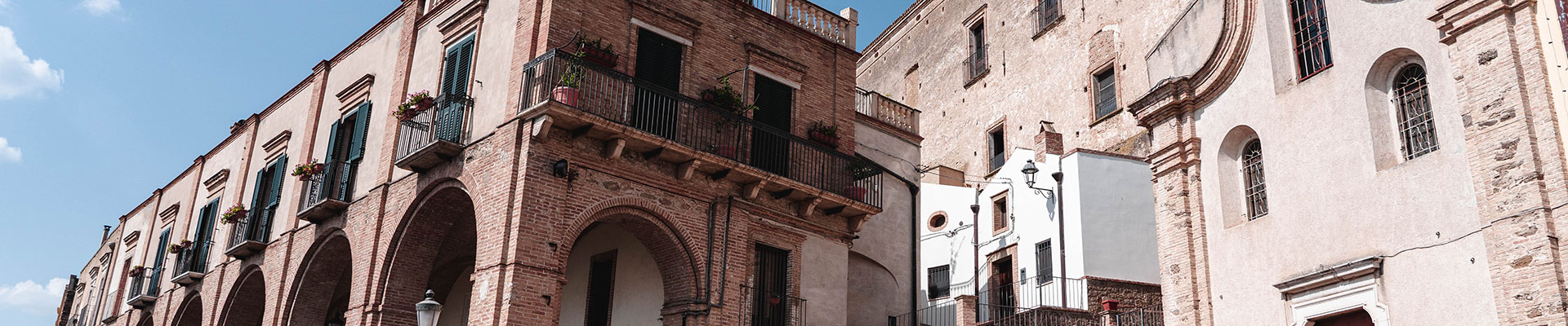 header-storia-03